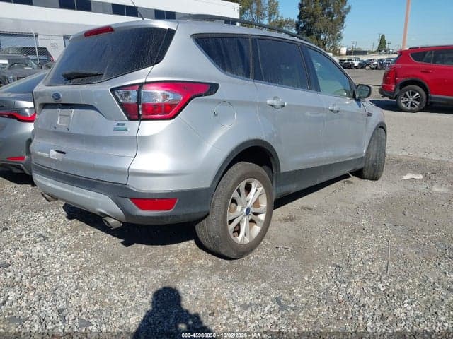 2018 FORD ESCAPE SE 4