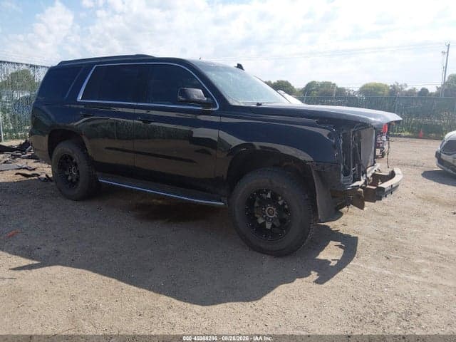 2017 GMC YUKON SLT 1