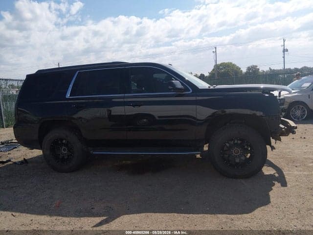 2017 GMC YUKON SLT 14