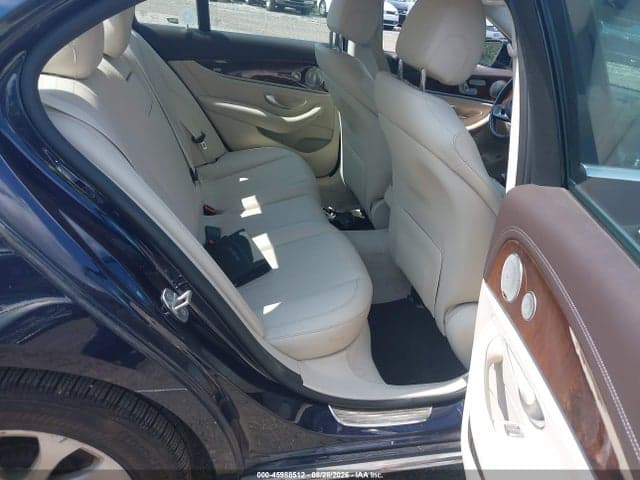 2017 MERCEDES-BENZ E 300 4MATIC 8