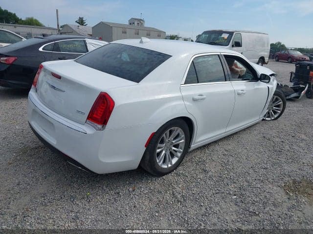 2019 CHRYSLER 300 TOURING 4