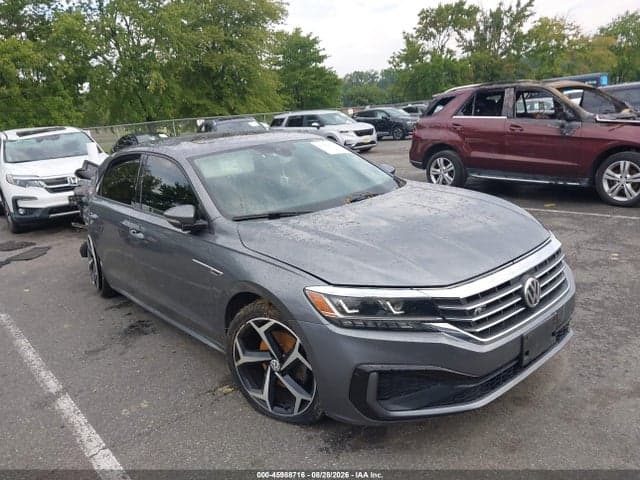 2020 VOLKSWAGEN PASSAT 2.0T R-LINE