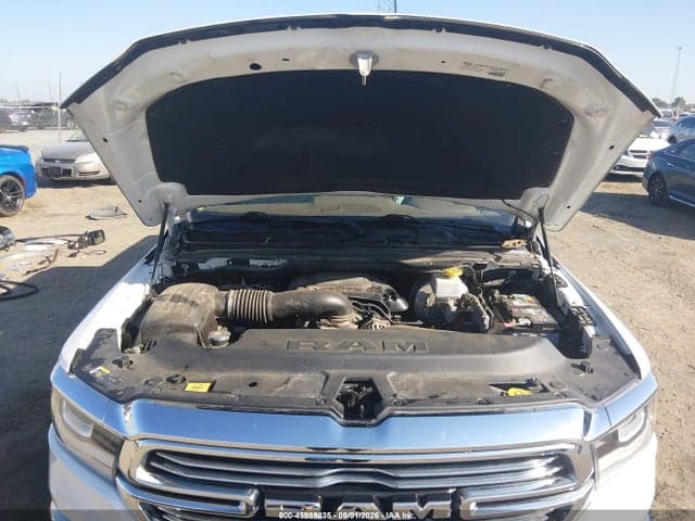2020 RAM 1500 LARAMIE 4X4 5'7 BOX 10