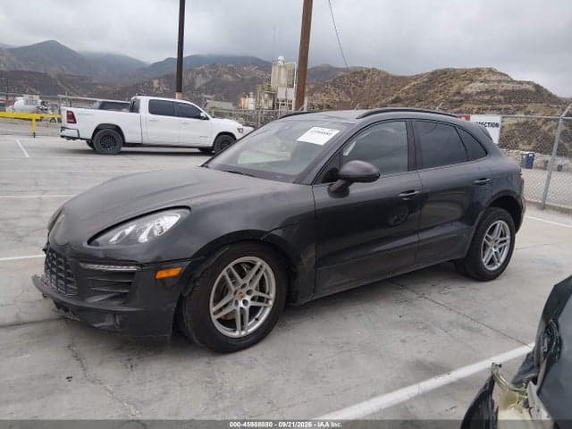 2018 PORSCHE MACAN S 14