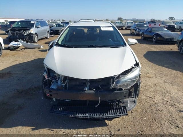 2019 TOYOTA COROLLA SE 13
