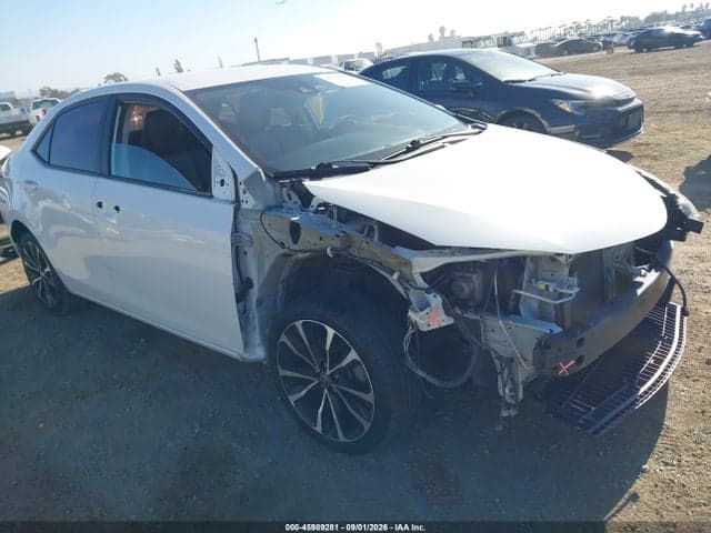 2019 TOYOTA COROLLA SE 18
