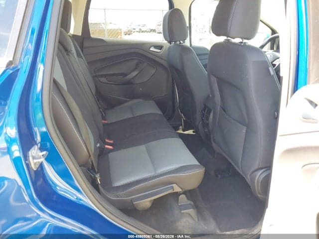 2017 FORD ESCAPE SE 8