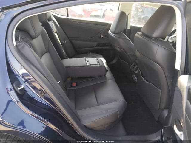 2024 LEXUS ES 300H 8