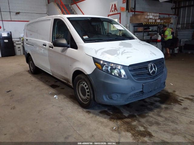 2022 MERCEDES-BENZ METRIS