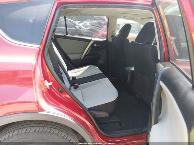 2017 TOYOTA RAV4 XLE 8