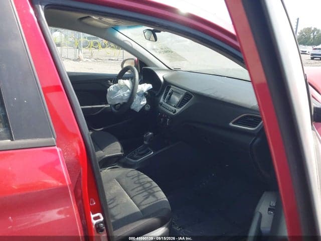 2019 HYUNDAI ACCENT SE 5