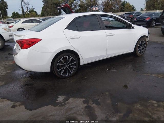2018 TOYOTA COROLLA SE 4
