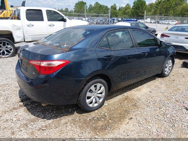 2017 TOYOTA COROLLA LE 4