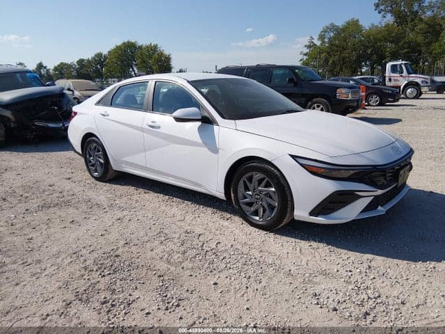 2024 HYUNDAI ELANTRA SEL 1