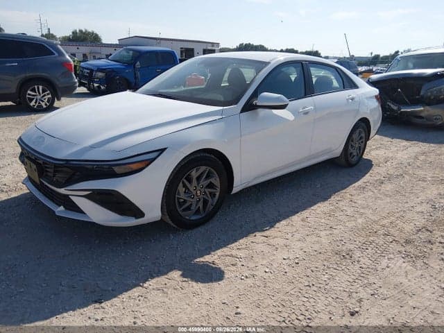 2024 HYUNDAI ELANTRA SEL 2