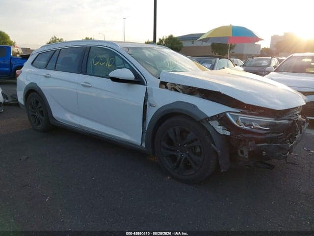 2018 BUICK REGAL TOURX ESSENCE 1
