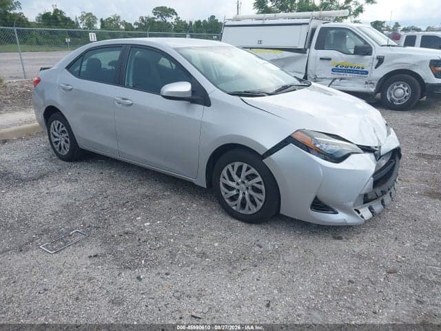 2017 TOYOTA COROLLA LE 1