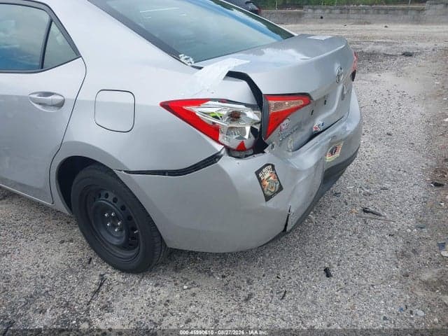 2017 TOYOTA COROLLA LE 6