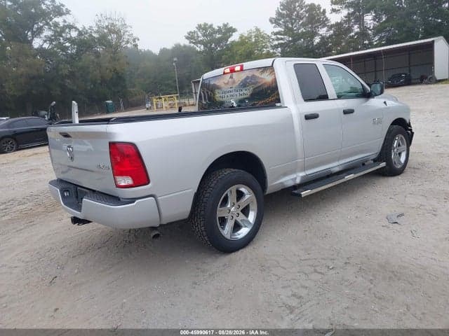 2018 RAM 1500 EXPRESS 4X4 6'4 BOX 4