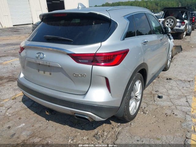 2019 INFINITI QX50 LUXE 4