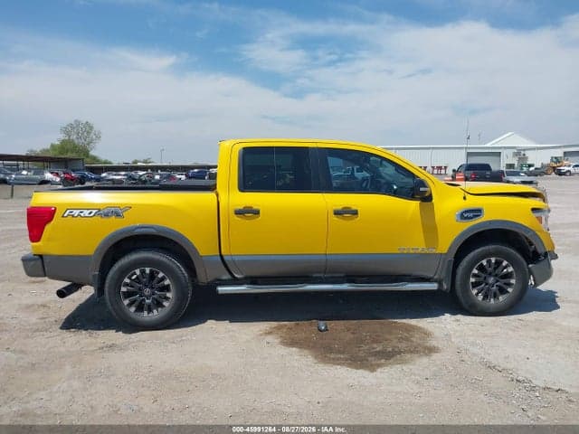 2017 NISSAN TITAN PRO-4X 13