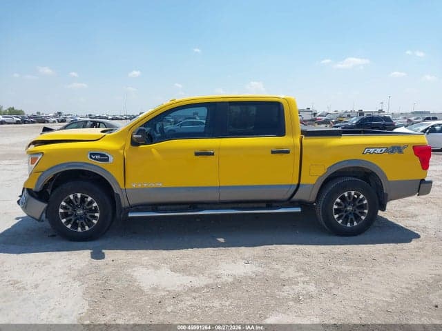 2017 NISSAN TITAN PRO-4X 14