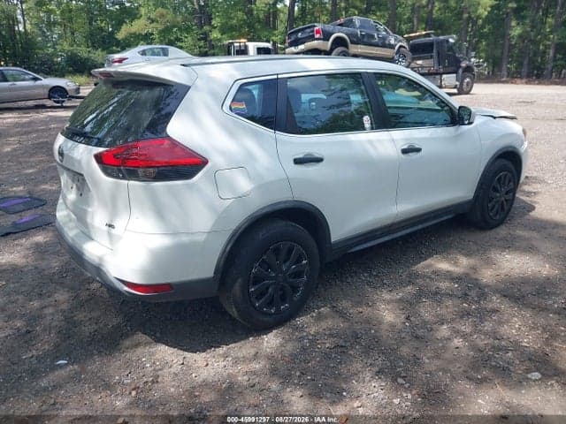 2017 NISSAN ROGUE S 4
