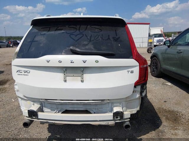 2019 VOLVO XC90 T5 MOMENTUM 17
