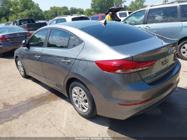 2018 HYUNDAI ELANTRA SE 3