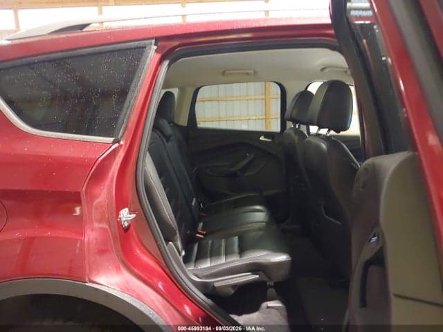 2017 FORD ESCAPE TITANIUM 8