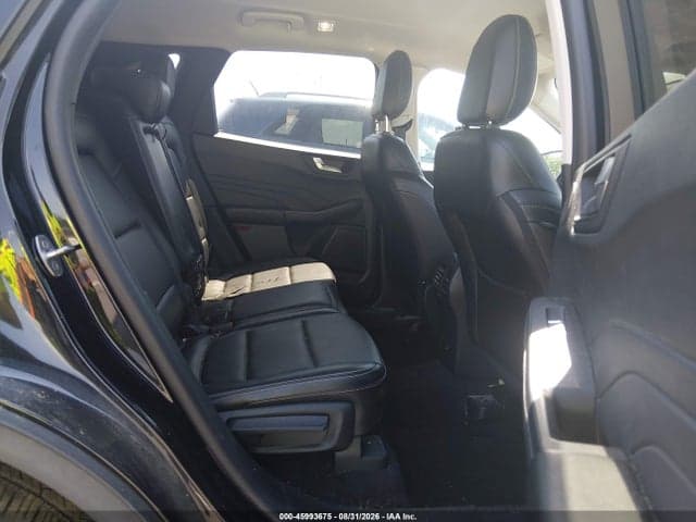 2022 FORD ESCAPE SEL 8