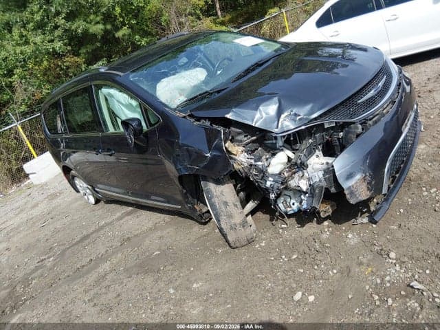 2020 CHRYSLER PACIFICA TOURING L 1