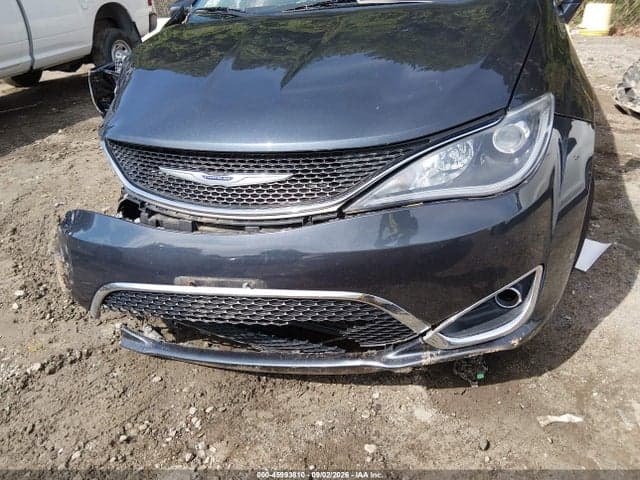 2020 CHRYSLER PACIFICA TOURING L 12