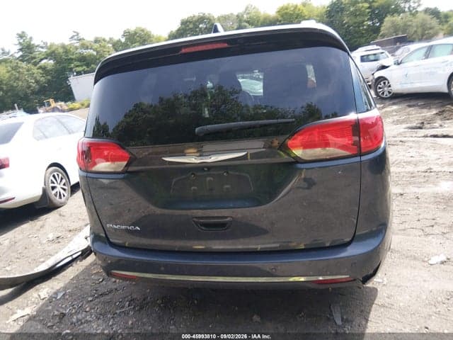 2020 CHRYSLER PACIFICA TOURING L 16