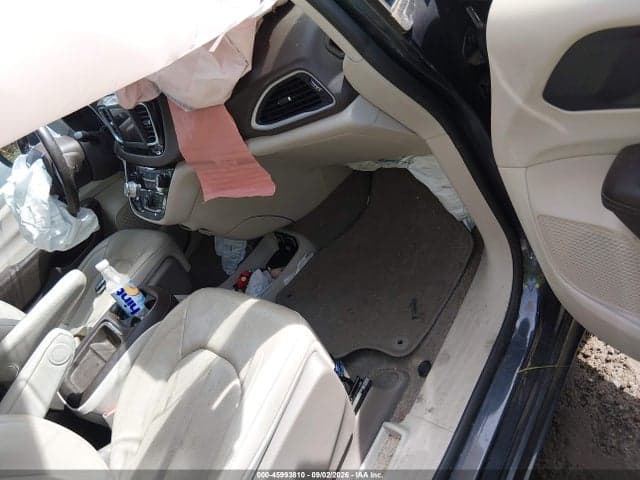 2020 CHRYSLER PACIFICA TOURING L 5