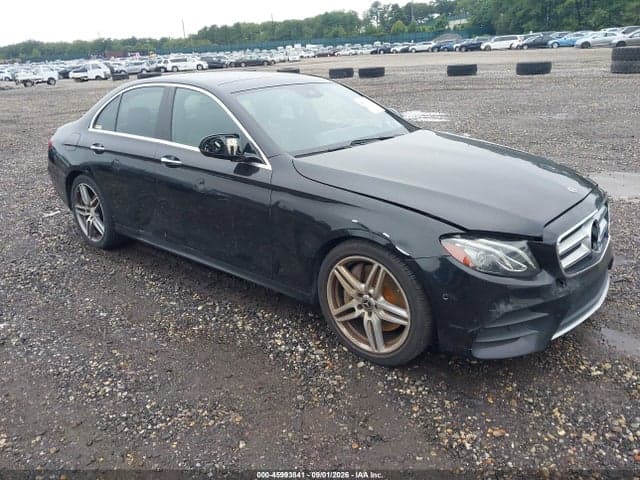 2018 MERCEDES-BENZ E 300 1