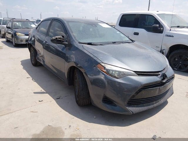 2018 TOYOTA COROLLA LE 1