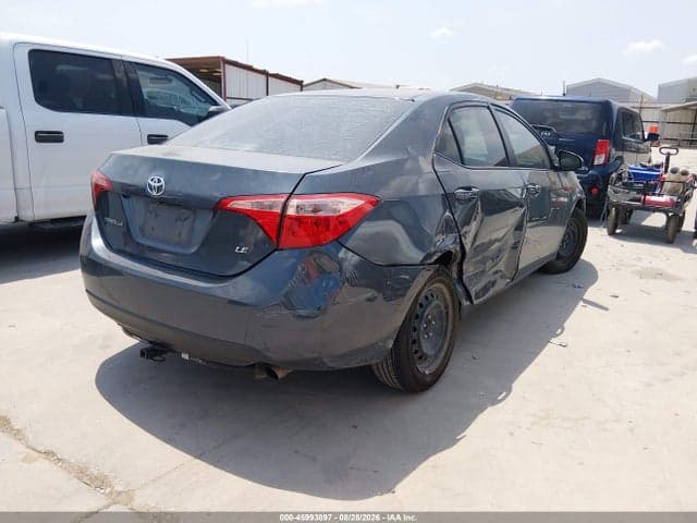 2018 TOYOTA COROLLA LE 4