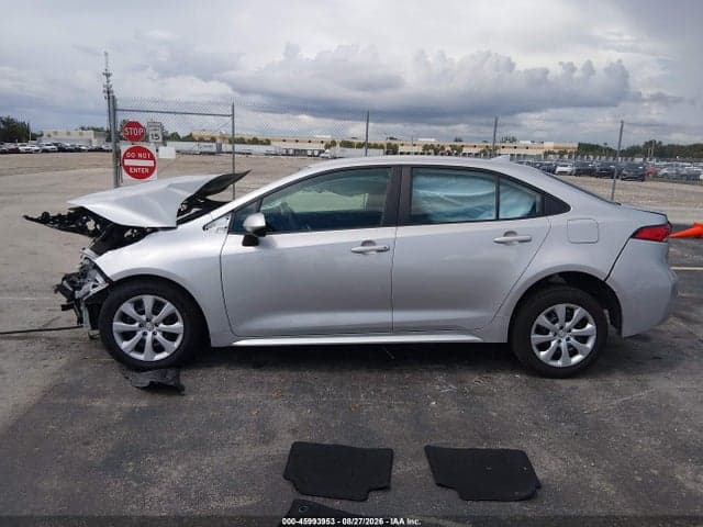 2024 TOYOTA COROLLA LE 13