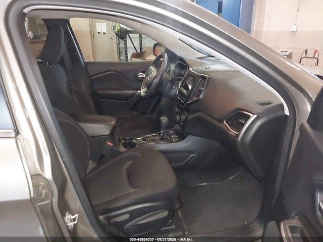2019 JEEP CHEROKEE LATITUDE 4X4 5