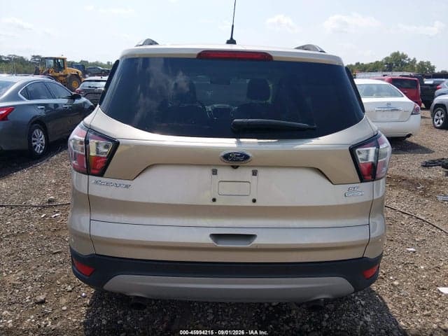 2017 FORD ESCAPE SE 9