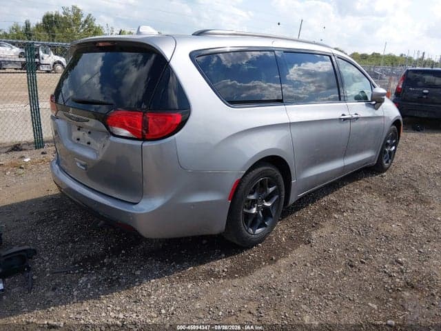 2019 CHRYSLER PACIFICA TOURING L PLUS 4