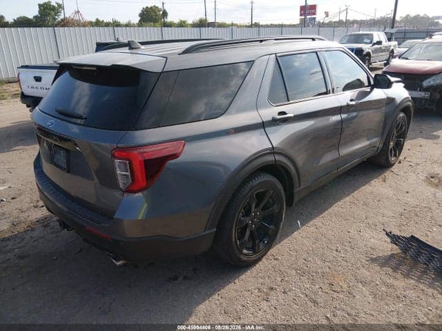 2023 FORD EXPLORER ST-LINE 4