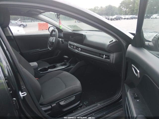 2026 KIA K4 LX 5