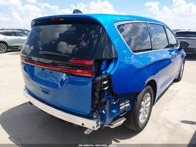 2027 CHRYSLER PACIFICA 4