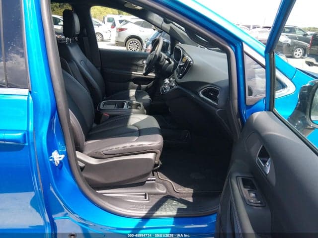 2027 CHRYSLER PACIFICA 5