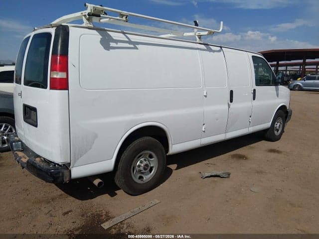 2017 GMC SAVANA 2500 WORK VAN 4