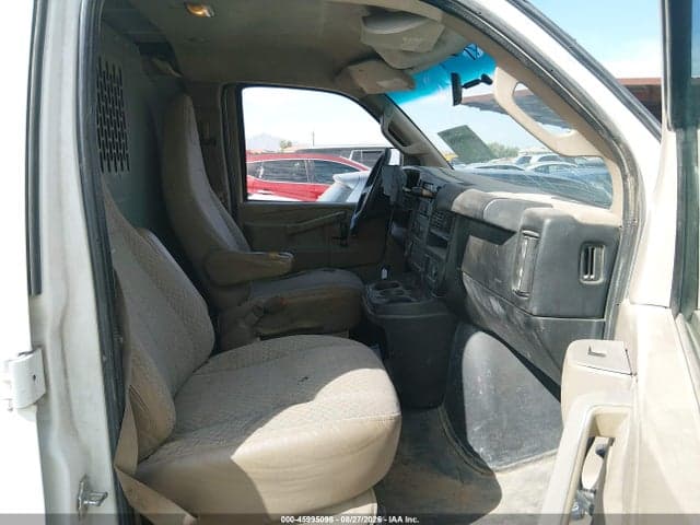 2017 GMC SAVANA 2500 WORK VAN 5