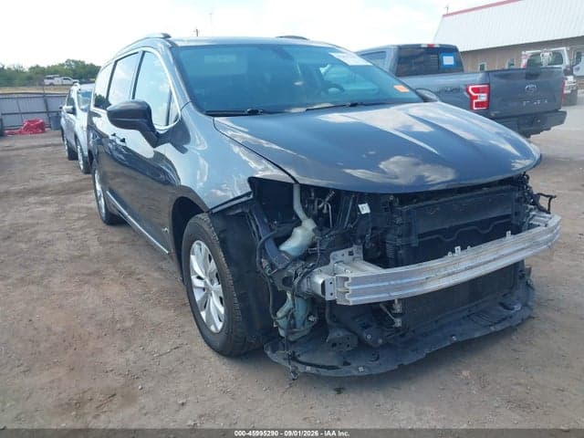 2018 CHRYSLER PACIFICA TOURING L 1