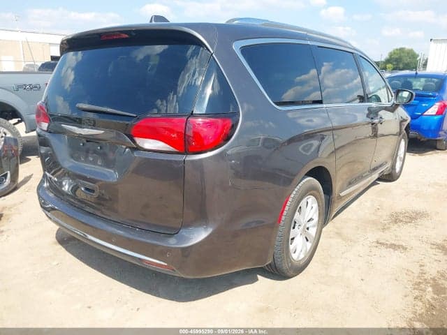 2018 CHRYSLER PACIFICA TOURING L 4